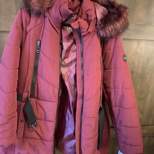 NWT.    MICHAEL KORS. DARK BURGUNDY COAT.    SIZE 2X.  RETAIL $200